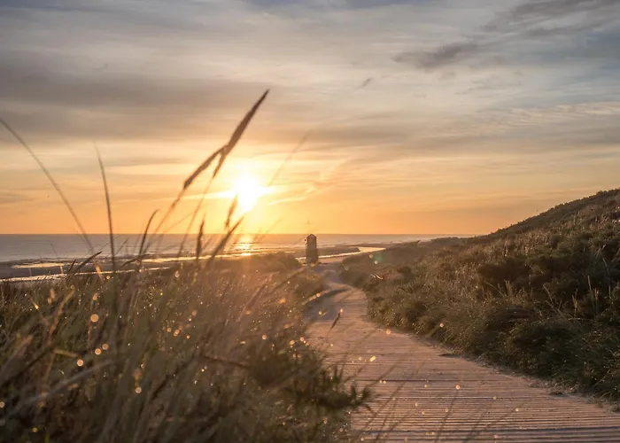 Appartementhaus Westerloog 02-balkon Jule Апартаменты *